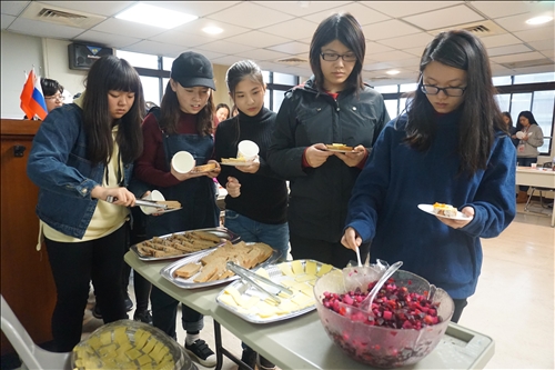 高中學子齊聚 體驗德俄語言與文化