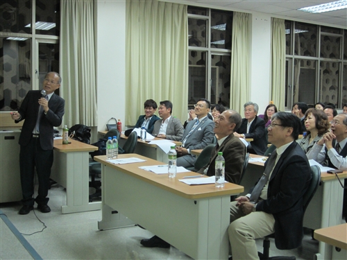The EMBA invites Governor Junq-tzer Lin to Give a Lecture for Young Professionals