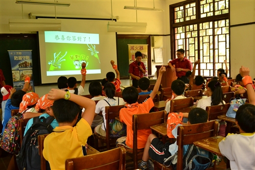 Tamsui Youth Learn How to Save Lives
