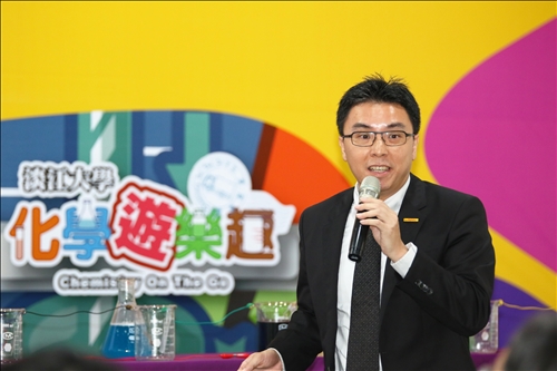 化學遊樂趣跑跑分析車 攜手推廣科普教育