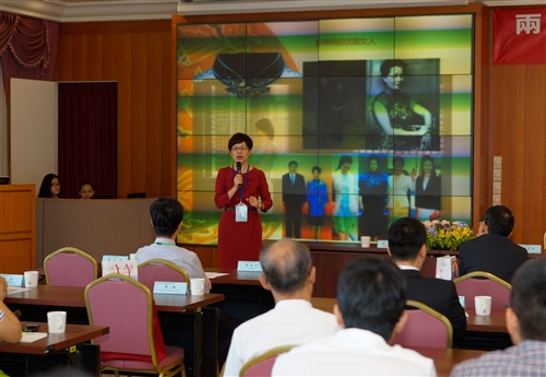 國際企業學系舉辦「兩岸青年企業家創業創新論壇」。