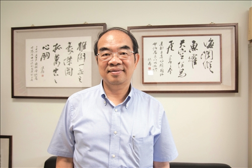 賀！本校金鷹獎傑出校友吳茂昆榮任教育部長
