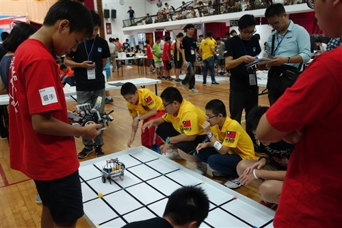 2015年WRO國際奧林匹克機器人大賽北區初賽在本校舉行。