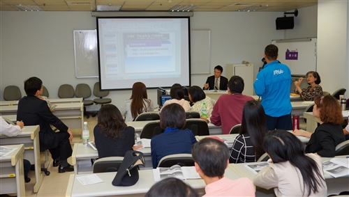 「臺灣高等教育面臨少子高齡化衝擊之因應對策」：本校舉辦103學年度教學與行政革新研討會。