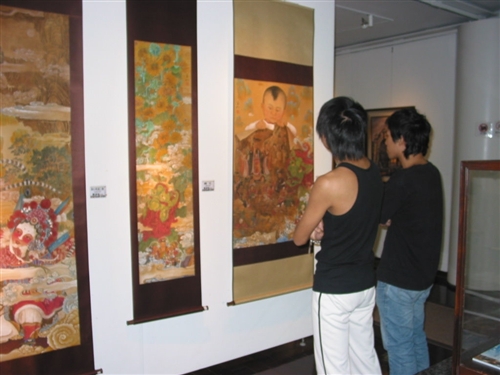 「亞洲當代繪畫聯盟展」自5月至7月底在文錙藝術中心展出，重新詮釋現代水墨在當代社會所展現的傳承意味，並了解從西方橫向移植到東方亞洲後，西方繪畫根深葉茂的狀態。