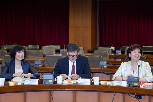 Nagasaki University of Foreign Studies Visits Tamkang