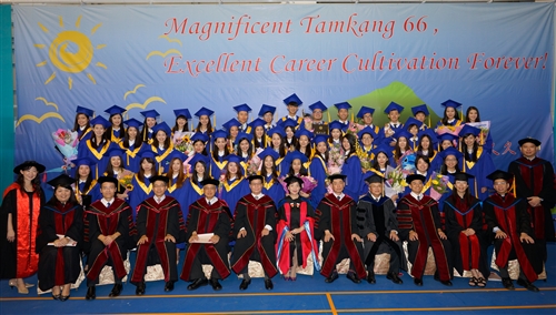 Lanyang Campus 2015-16 Graduation Ceremony