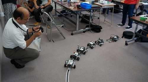 本校與日本東北大學及仙台高專合辦機器人暑期營。