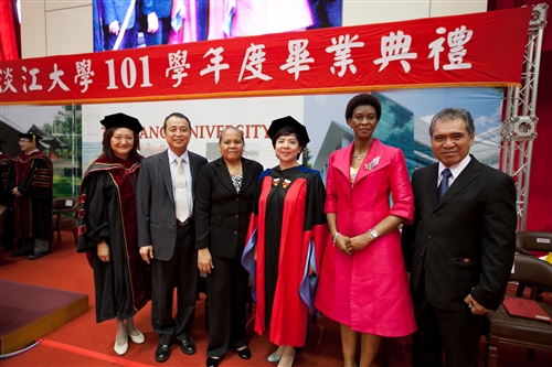 2013 Tamkang University Commencement