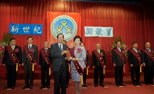 賀！張校長榮獲中華民國私立學校十大傑出校長獎