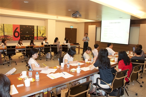 Tunghai and Tamkang Exchange Administrative Know-how