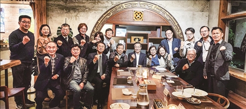 增進各系師生與校友交流 葛校長邀系所友會長春聚