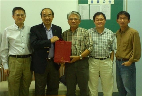 賀！本校金鷹獎傑出校友吳茂昆榮任教育部長