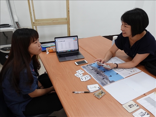 10-本校企管系涂敏芬老師帶領學生重新架構桌遊設計
