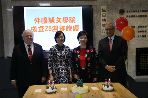 師生獻藝 異國歌舞祝壽