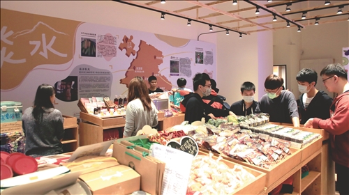 USR推廣小農產品 微型市集首進社區