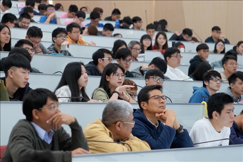 Dr. Philip Li-Fan Liu Delivers 9th Lecture of the Tamkang Clement  and Carrie Chair Lecture Series