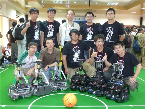 Tamkang takes robot competition by storm