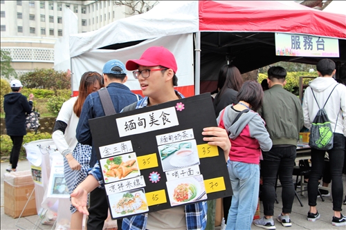 校園春暖花開 美食文化饗宴