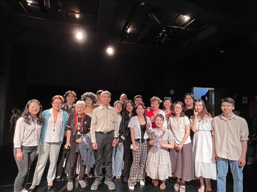 西語系畢業公演 唯一陸生演活老媒婆