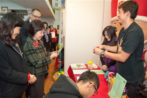 本校與新北市政府聯合舉辦2015年校園徵才博覽會。