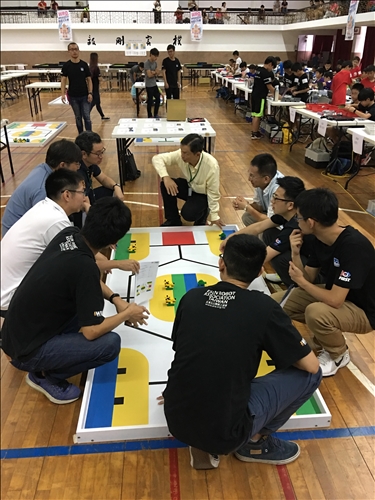國際奧林匹亞機器人大賽215支隊伍共同較勁
