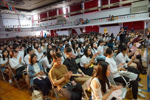 Making Dreams Come True - 648 Students Depart for Overseas Study