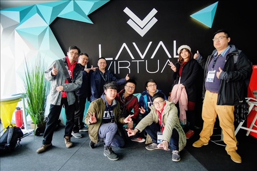 有體感互動裝置的VR名揚國際