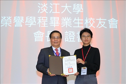 春之饗宴校友返校同樂  表揚傑出系友 成立榮譽學程校友會