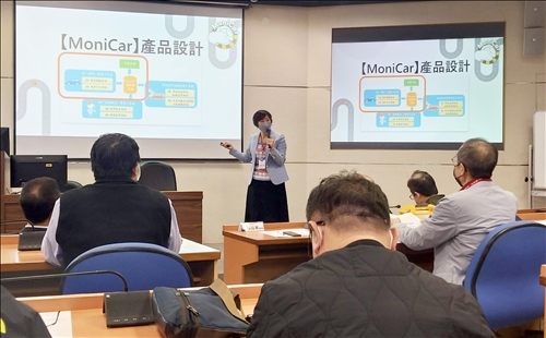 徐新逸演講