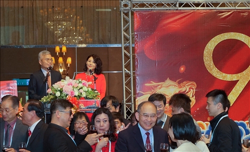 恭賀張創辦人伉儷雙壽華誕