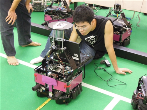 TKU Robot Research Team Wins Big in FIRA World Cup