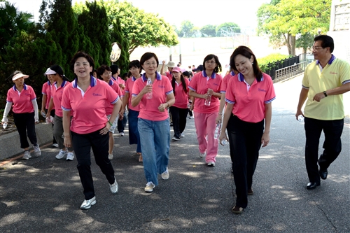 TKU Employees Walking Their Way to Health