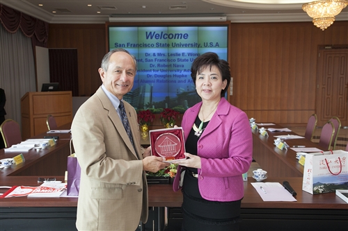 New SF State President Visits Tamkang