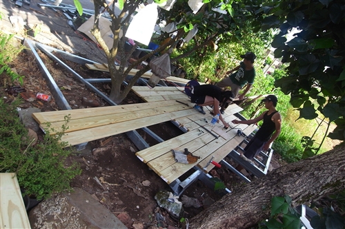 建築學系暑期構築課程，至北淡水興仁溪流域進行社區營造。