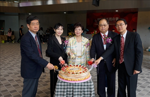 淡江67 生日快樂
