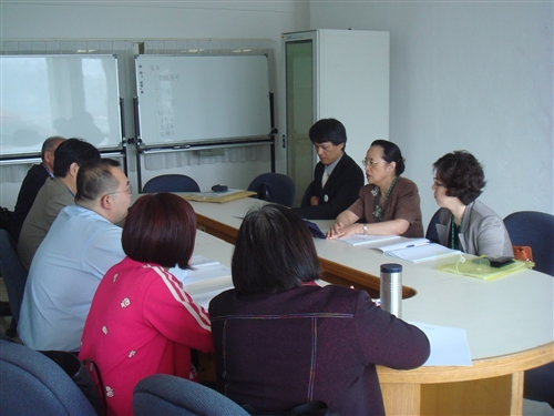 2009台灣國際安全學校暨安健學校論壇在本校淡水校園覺生國際會議廳舉行，與會人員共同探討台灣、美國與日本之安健學校推動制度、經驗與成果。