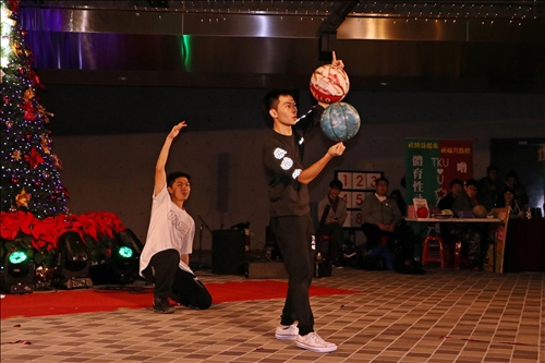 全球徵聯 一字萬金