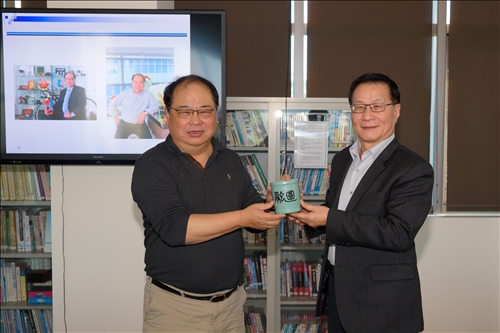 TKU Administrative Staff Take a Tour of GDI