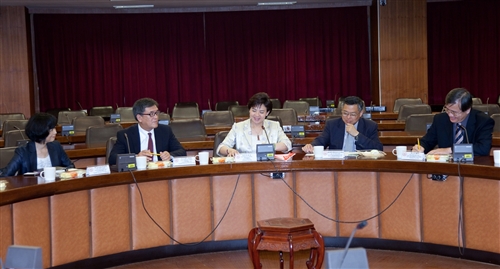 Nagasaki University of Foreign Studies Visits Tamkang