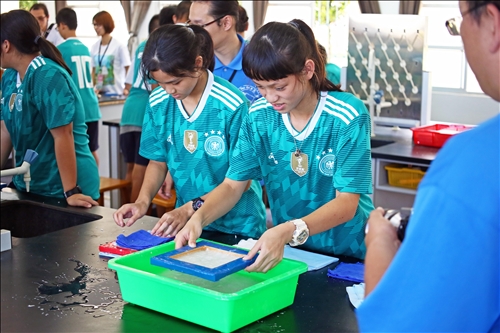 The TKU Mobile Chemistry Lab Promoting Popular Science