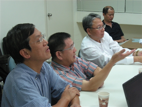 資訊工程學系將於今年校慶日舉辦「創系四十週年－團團圓圓千人同學會」，本活動動員了近百位校友及師生組成「宣達團」，共同喚起校友們往日在淡江的記憶，重返資訊人的「光陰的故事」。