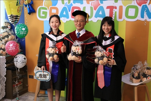 國際處小畢典