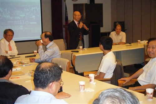 資訊工程學系將於今年校慶日舉辦「創系四十週年－團團圓圓千人同學會」，本活動動員了近百位校友及師生組成「宣達團」，共同喚起校友們往日在淡江的記憶，重返資訊人的「光陰的故事」。