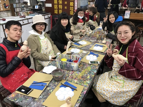 兩岸青年論東西談文化