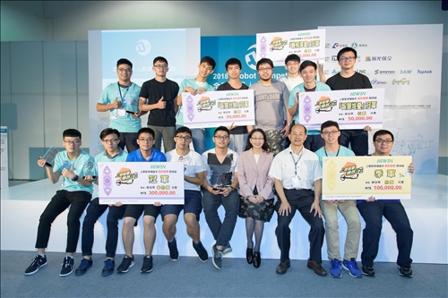第11屆上銀智慧機器手實作競賽-淡江大學五連霸