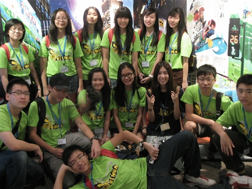成人教育部舉辦「2012海外華裔青年語文研習班（印尼班）」活動。