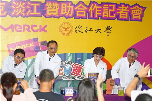 化學遊樂趣跑跑分析車 攜手推廣科普教育