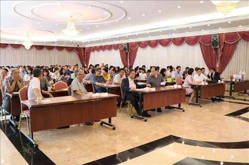 A Special Lecture on Air Quality and Energy Resources