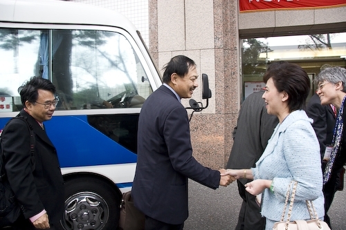第19屆國家品質獎評審委員於 11月25、26日兩日蒞校進行實地訪評，本校藉由申請國家品質獎，發揮全員參與、持續改善的精神，不但成功的凝聚向心力，更精益求精、追求卓越的教育品質。